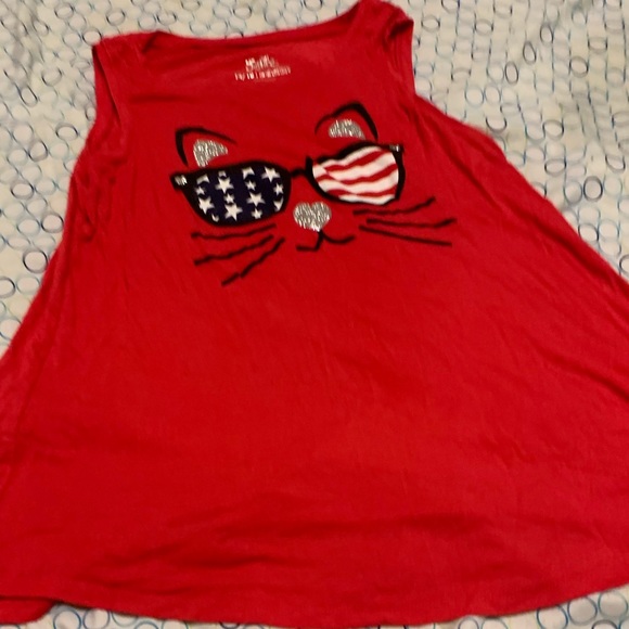 Top - Picture 1 of 2